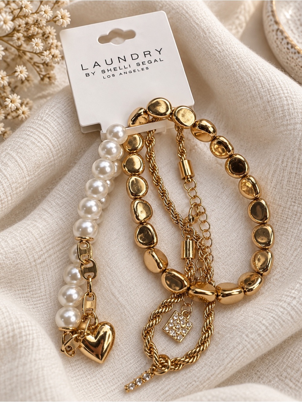 Laundry by Shelli Segal Gold Tone & Faux Pearl Bracelet Set. LR 222/3 po